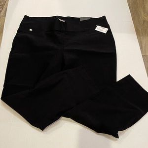 NWT maurice black crop pants 18W